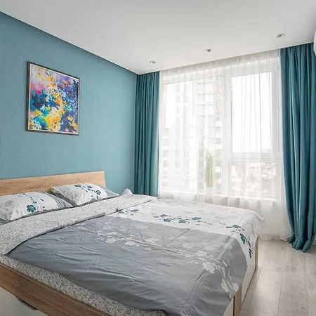 Апартамент Sunny & Stylish Brand New 2bdr + Parking София